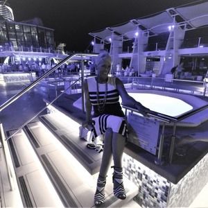 Meet your Posher, Sylvie